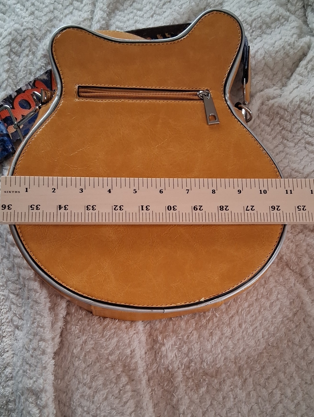 Yellow Guitar-Shaped Crossbody Bag with Black Accent - Picture 6 of 7